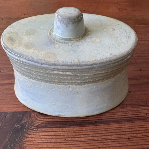 "Pier 1" Art Pottery Oval Sage Green Dish Trinket Decor Box with Lid - Picture 10 of 16